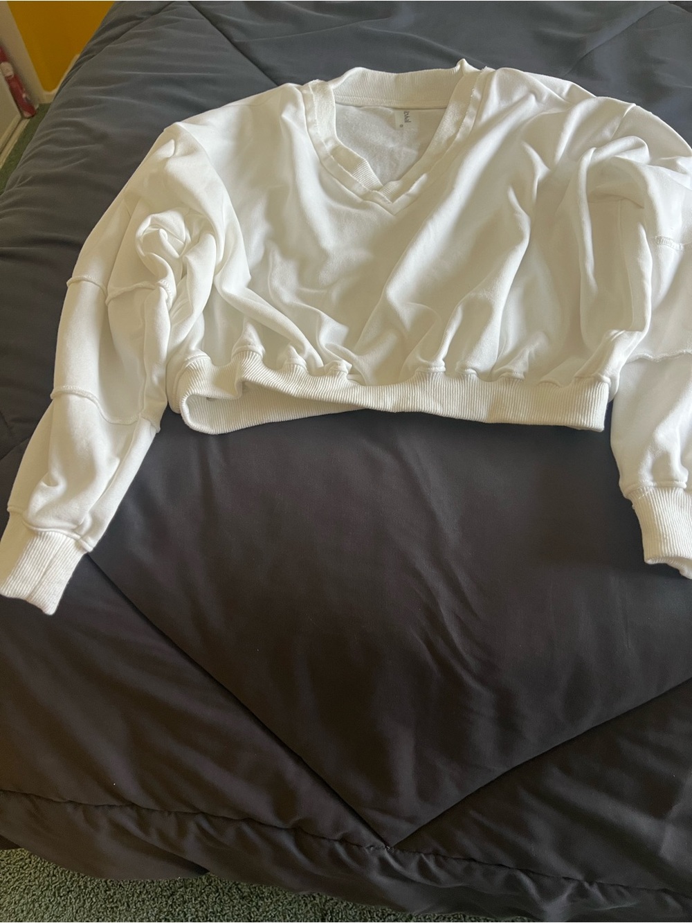 Women's Cropped V-Neck Pullover Sweatshirt - White